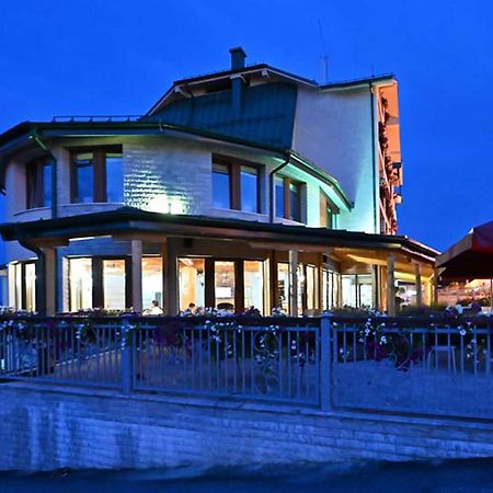 In Hotel Zlatar Ex Zlatarski Biseri Nova Varoš Екстериор снимка