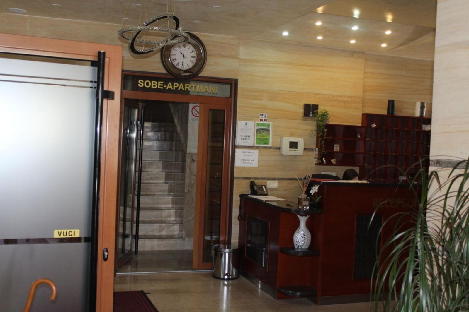 In Hotel Zlatar Ex Zlatarski Biseri Nova Varoš Екстериор снимка