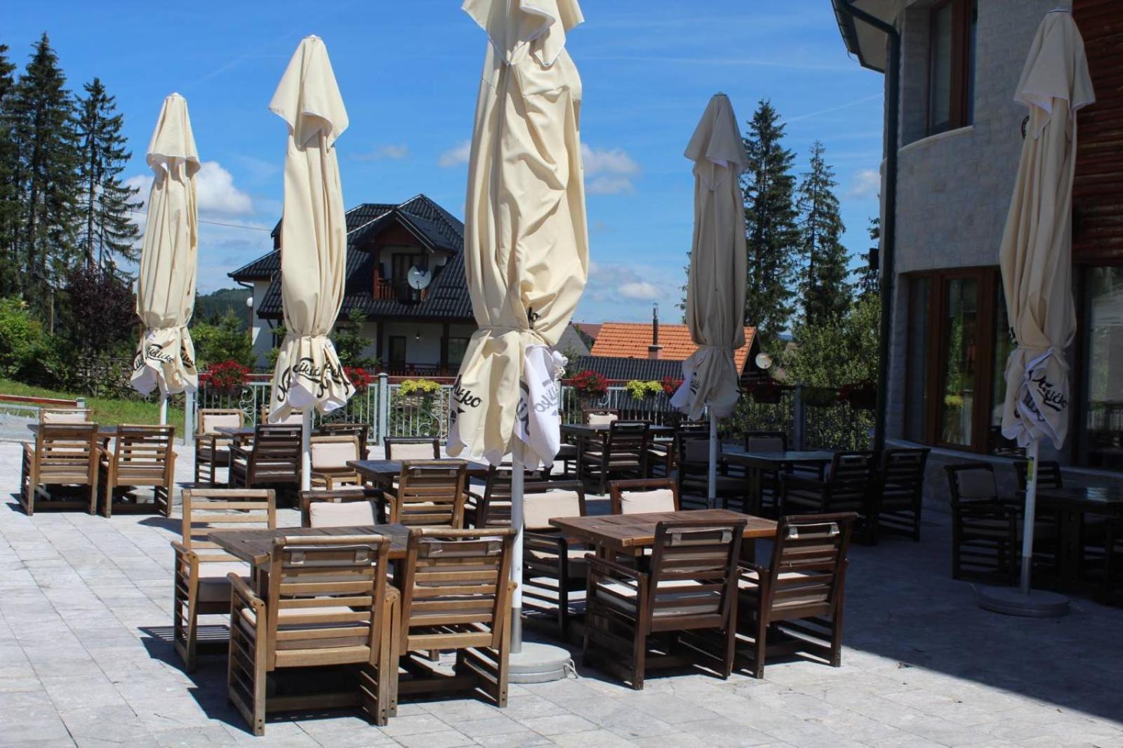 In Hotel Zlatar Ex Zlatarski Biseri Nova Varoš Екстериор снимка