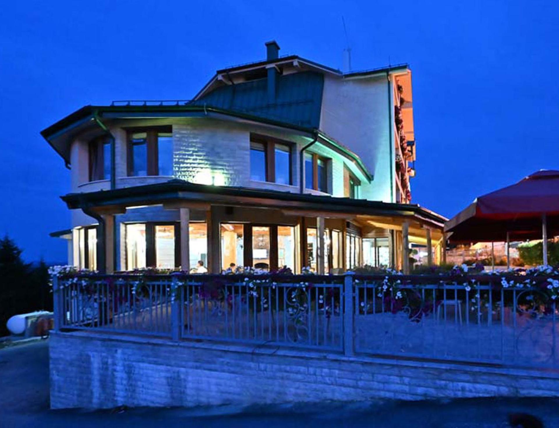 In Hotel Zlatar Ex Zlatarski Biseri Nova Varoš Екстериор снимка