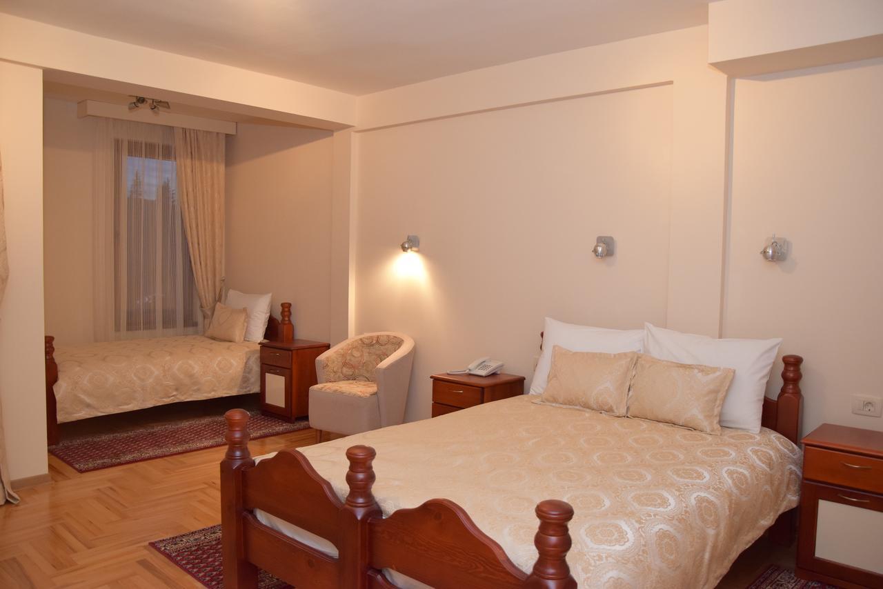 In Hotel Zlatar Ex Zlatarski Biseri Nova Varoš Екстериор снимка