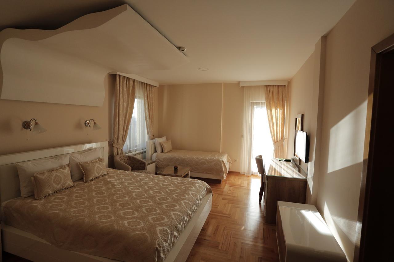 In Hotel Zlatar Ex Zlatarski Biseri Nova Varoš Екстериор снимка