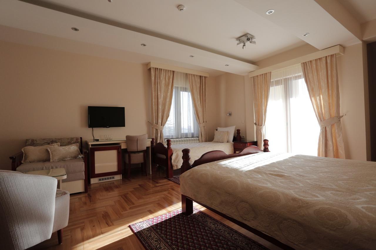 In Hotel Zlatar Ex Zlatarski Biseri Nova Varoš Екстериор снимка